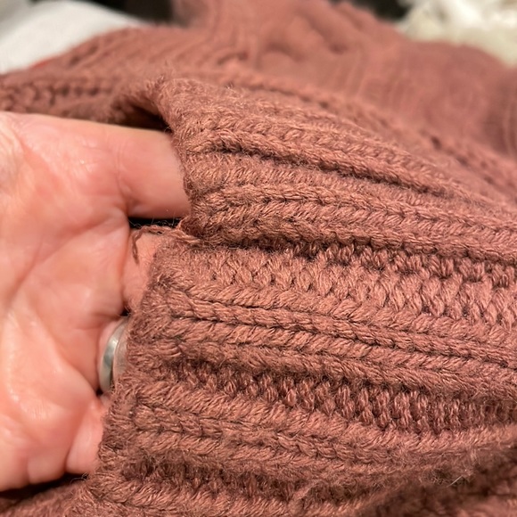 JOA Thick Knit Sweater - Picture 14 of 14